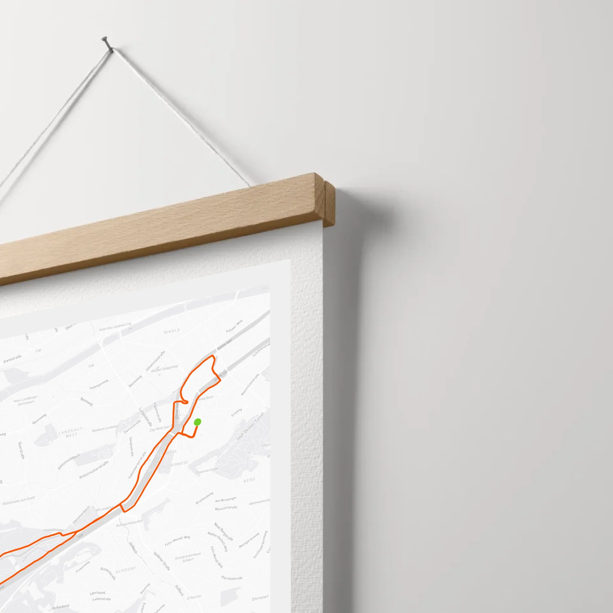 Poster-Holzleiste-MockUp-CloseUp