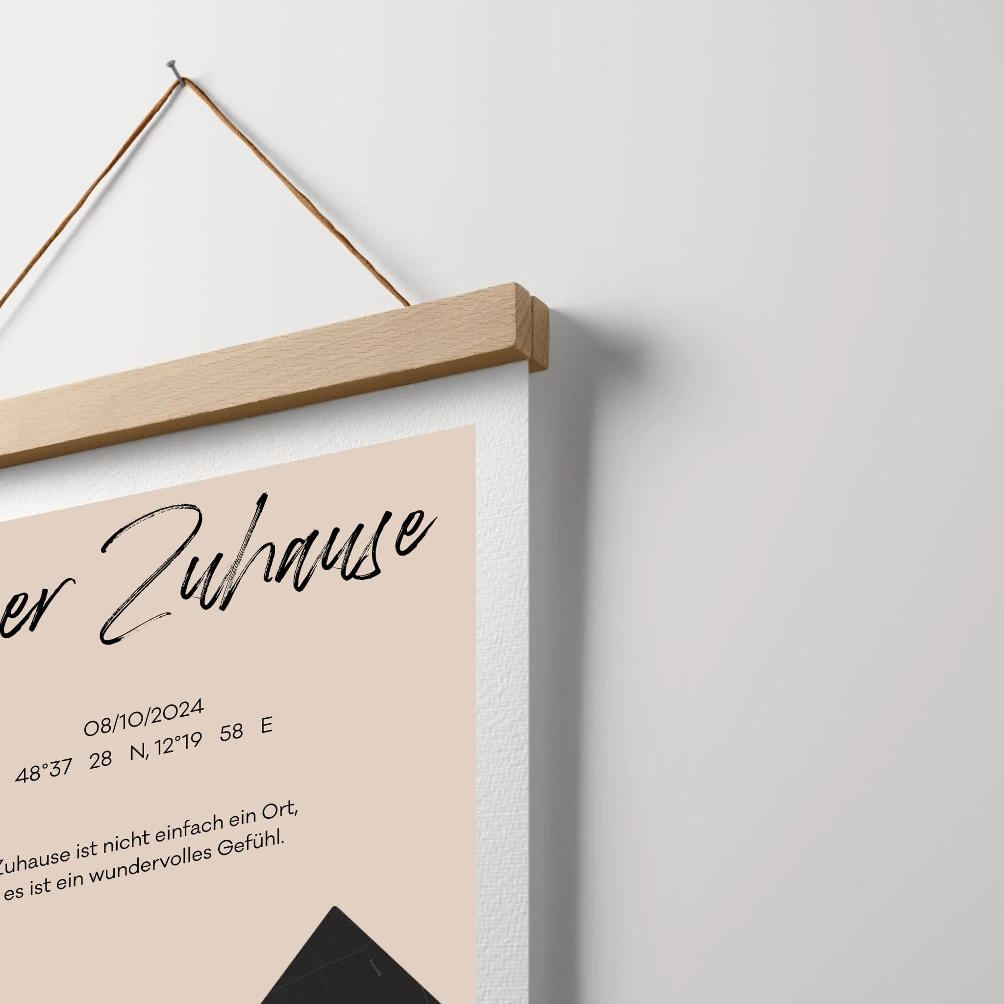 Poster-Holzleiste-MockUp-CloseUp