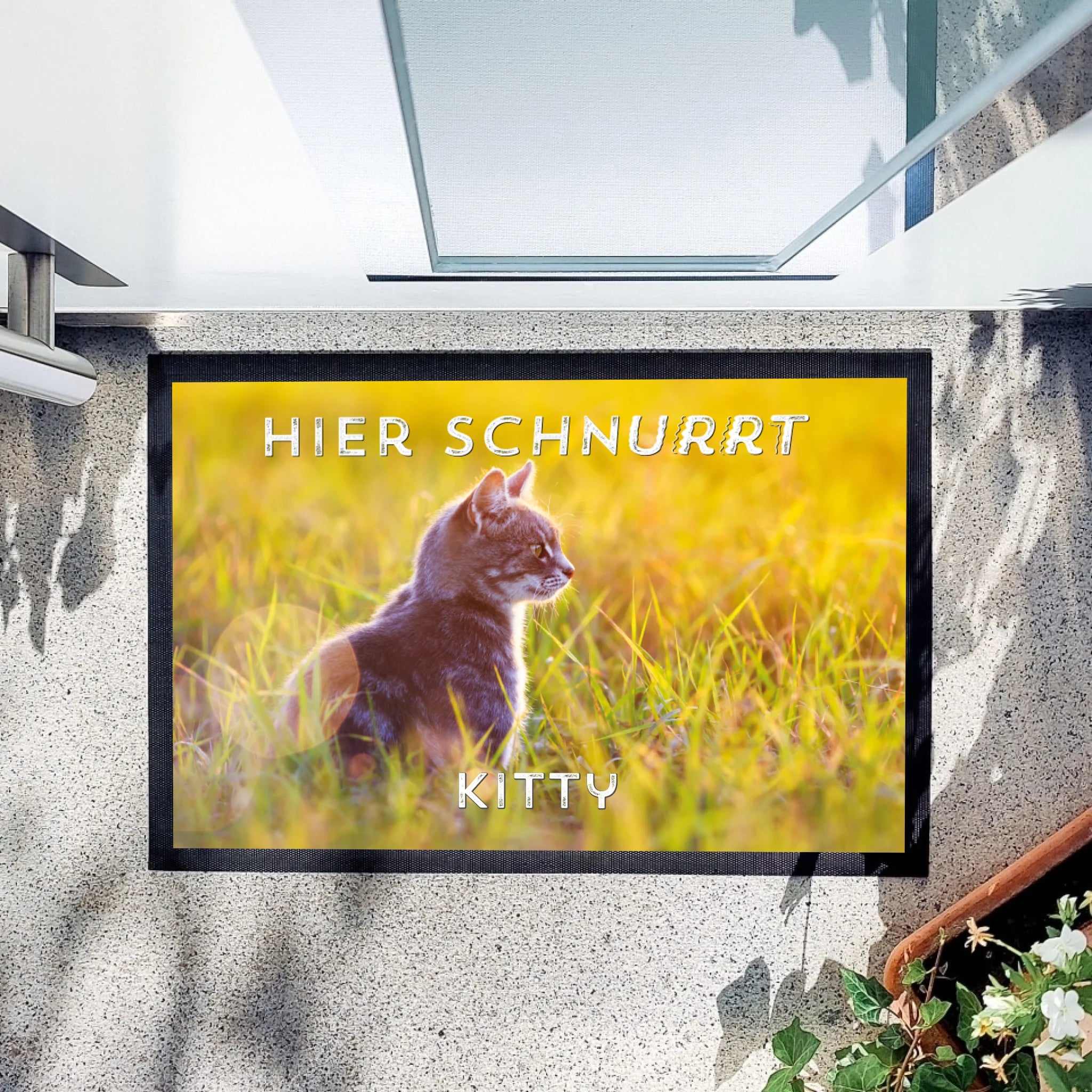 Fußmatte "Hier schnurrt..."