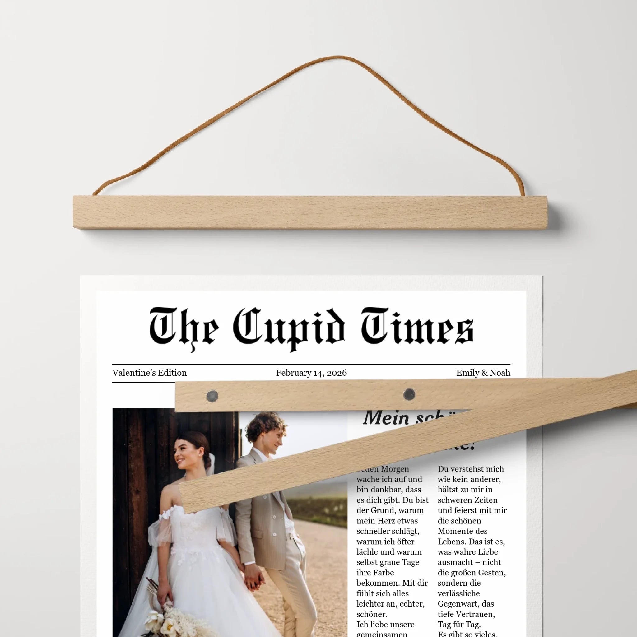 Poster-Holzleiste-MockUp-CloseUp-Holz